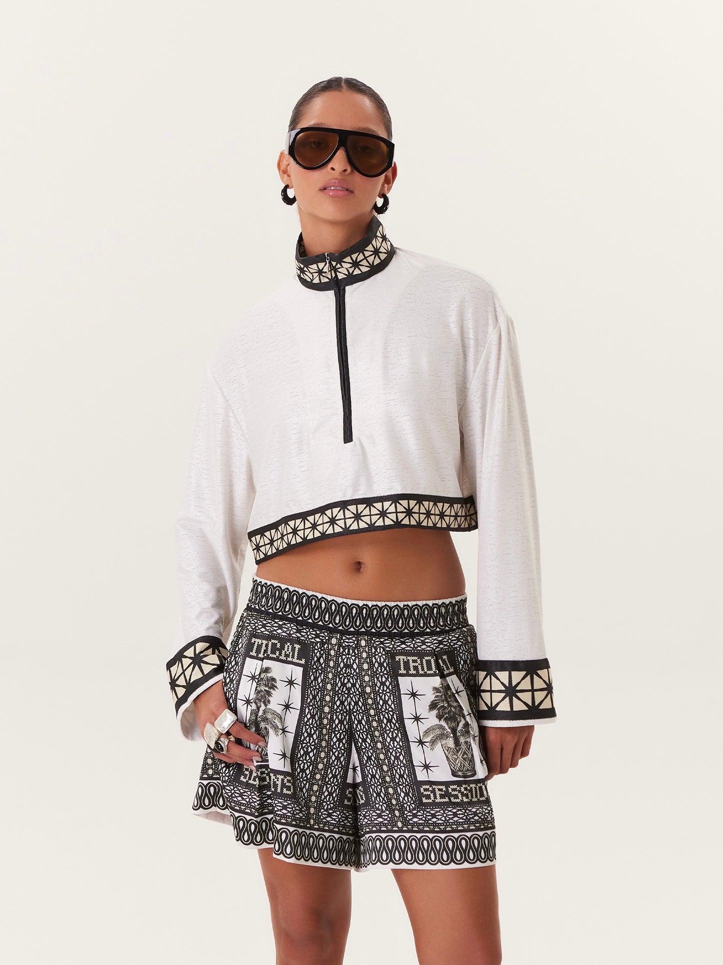 TROPICAL ELASTIC SHORTS BLACK