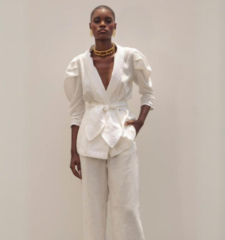 NOA WHITE LINEN BLAZER