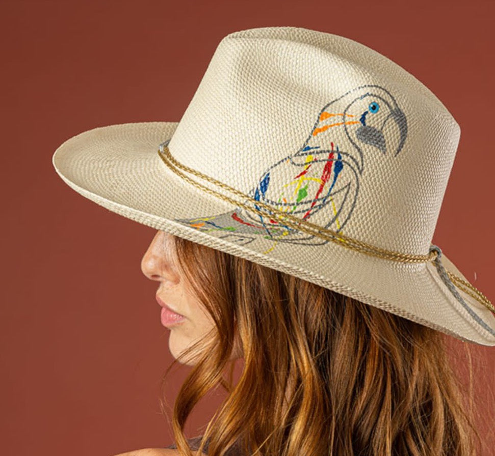 NATURAL WITH TROPICAL BIRDS HAT