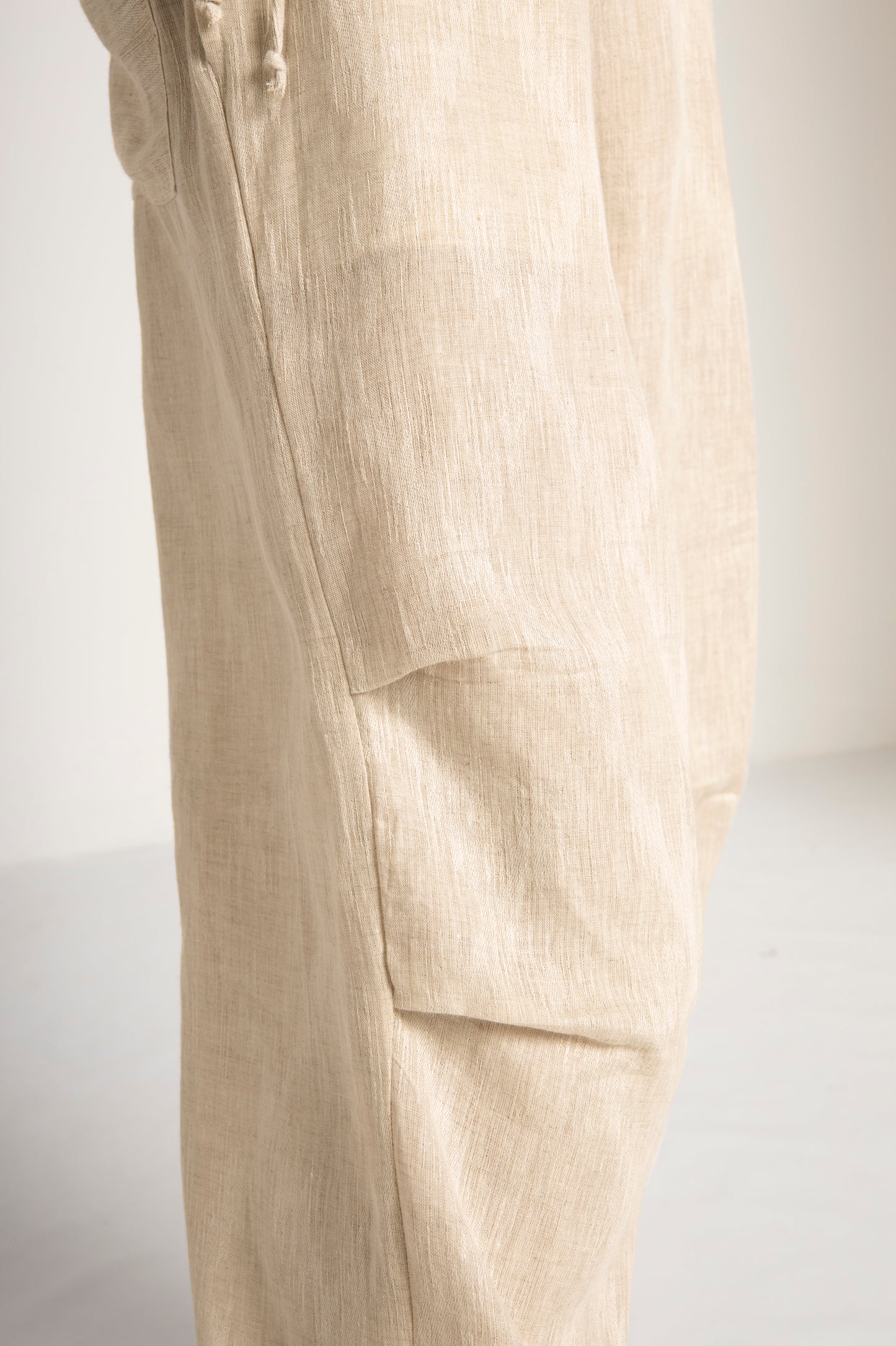 IVORY LINEN CARGO PANTS