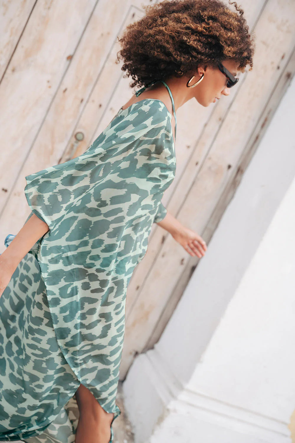 BLUE ANIMAL PRINT LONG KIMONO