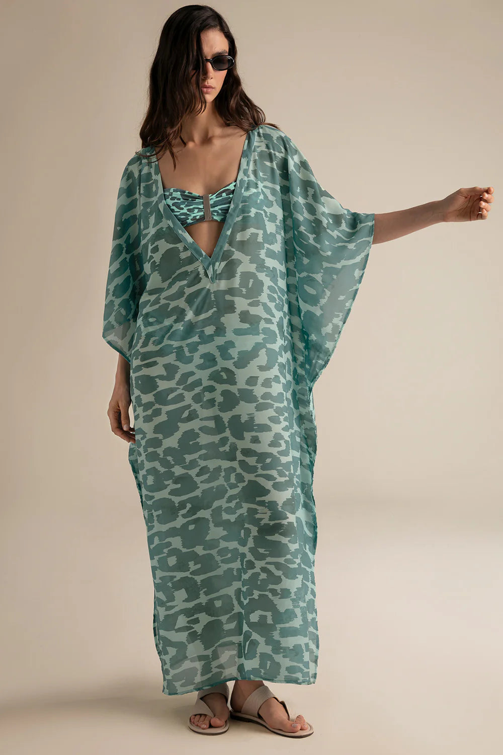 BLUE ANIMAL PRINT LONG KIMONO
