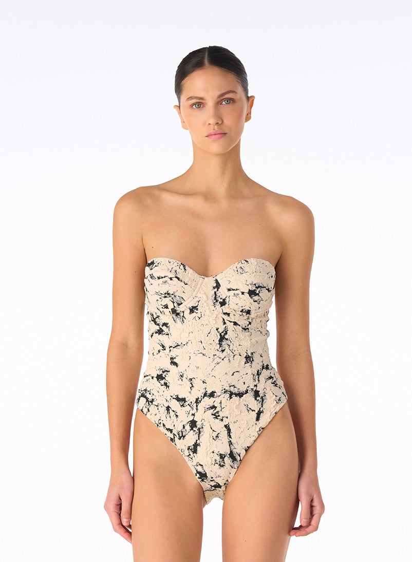 MARE SHIMA ONE PIECE
