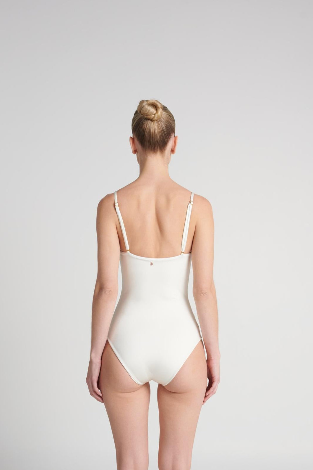 KALON ONE PIECE