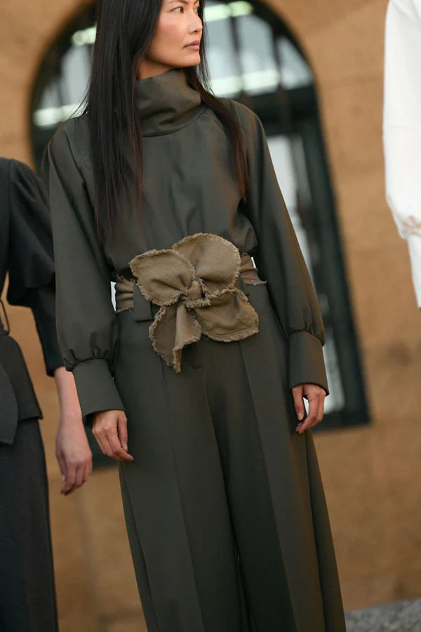 NEW PAULETTE OLIVE GREEN PANT & GIA BELT