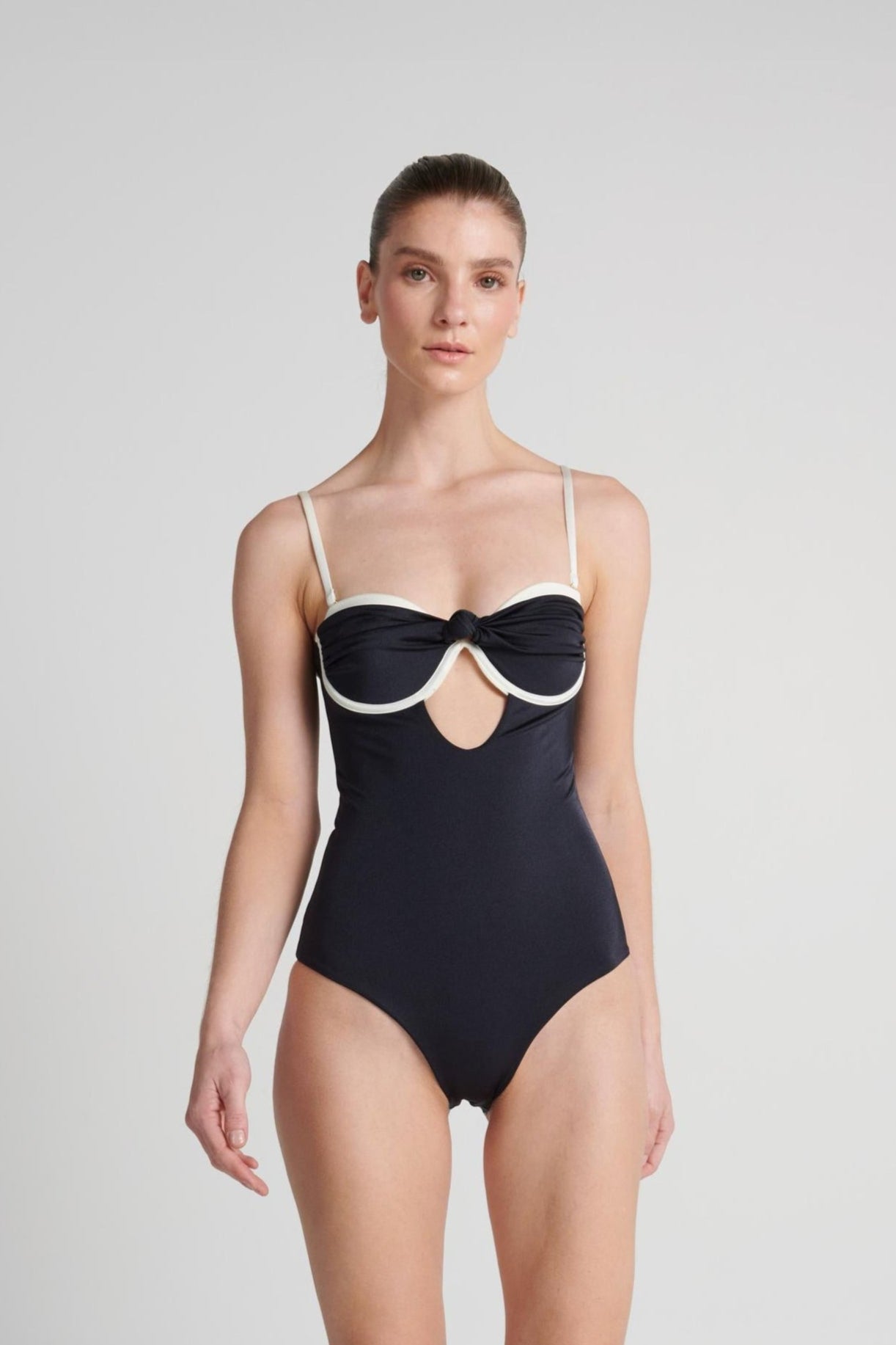 KALON BLACK ONE PIECE