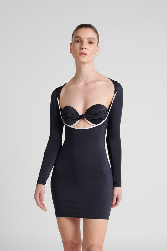 LUPINE BLACK COVER UP