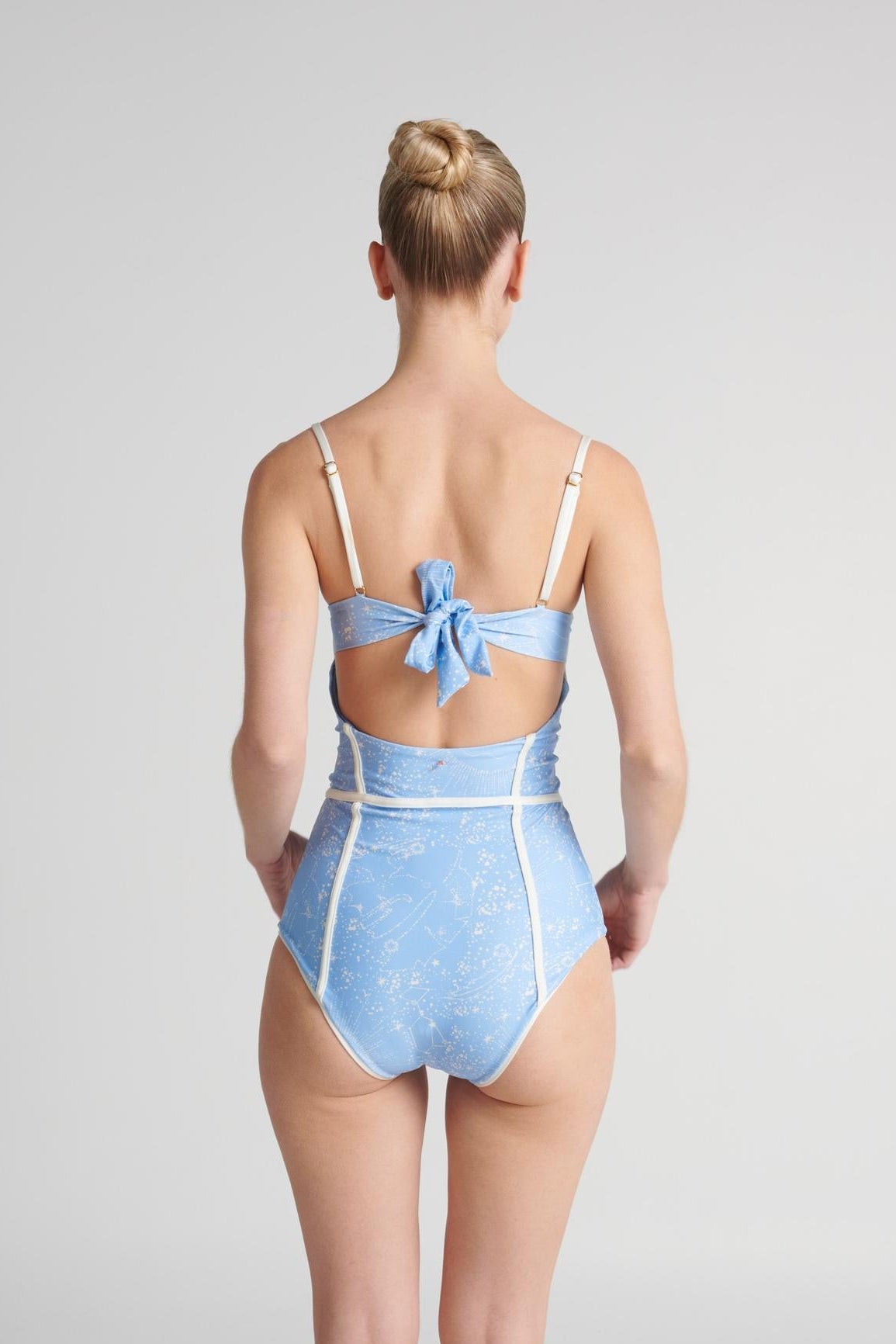 LUMINARA ONE PIECE
