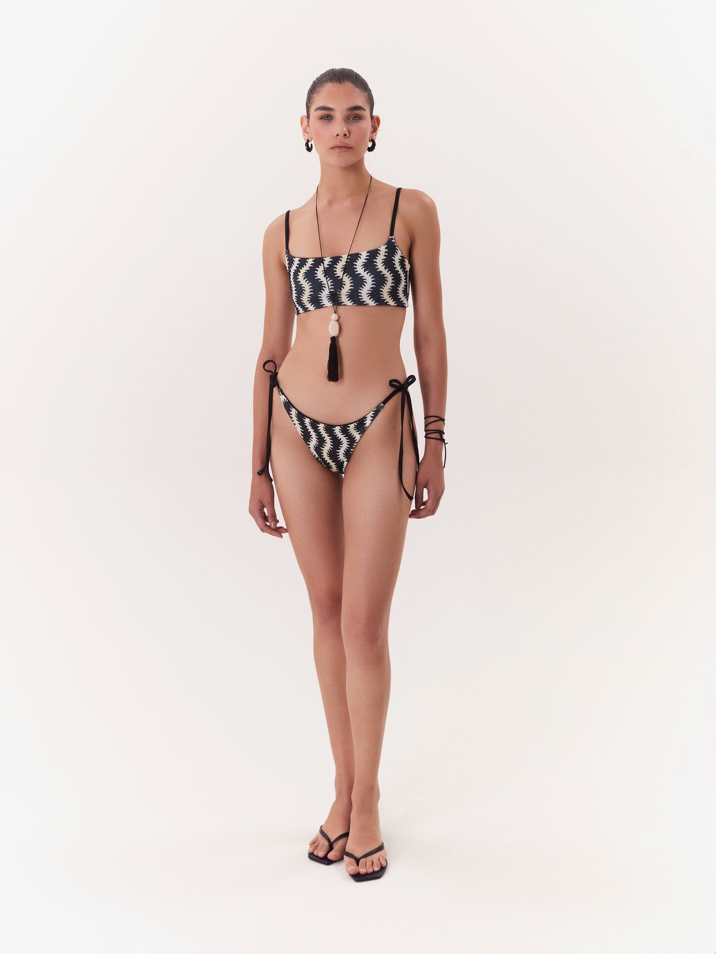 SOLAR STRAIGHT BIKINI BLACK