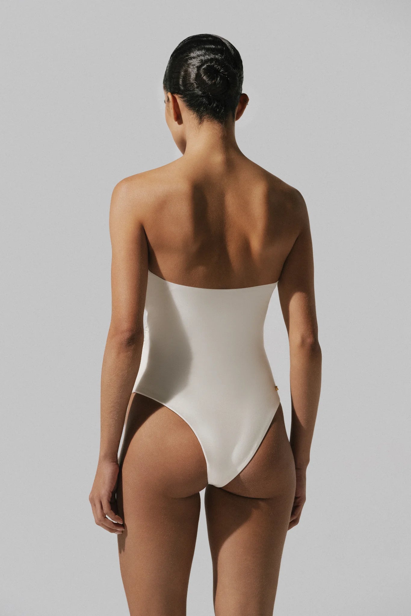 OLA IVORY ONE PIECE