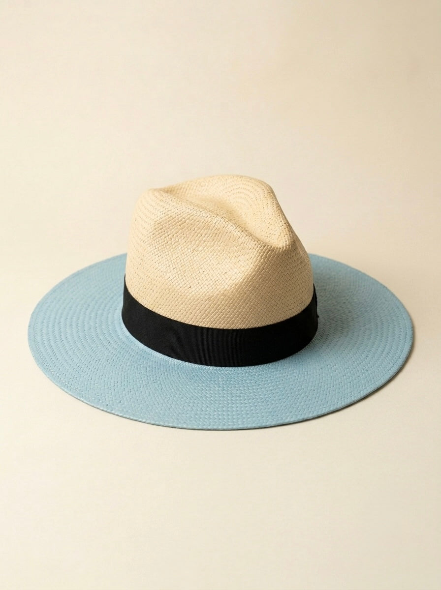 BICOLOR BABY BLUE HAT