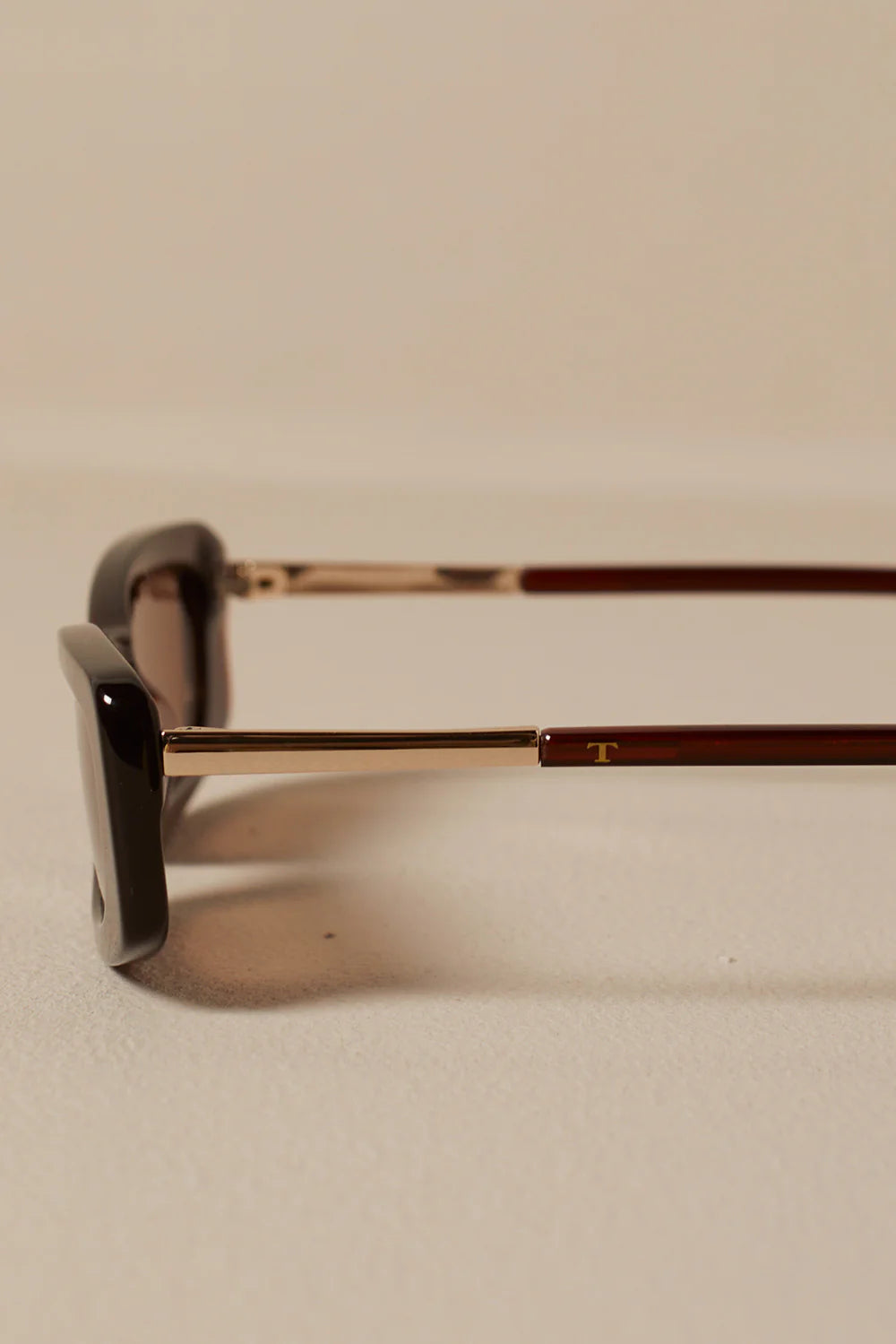CHOCOLATE SUNGLASSES