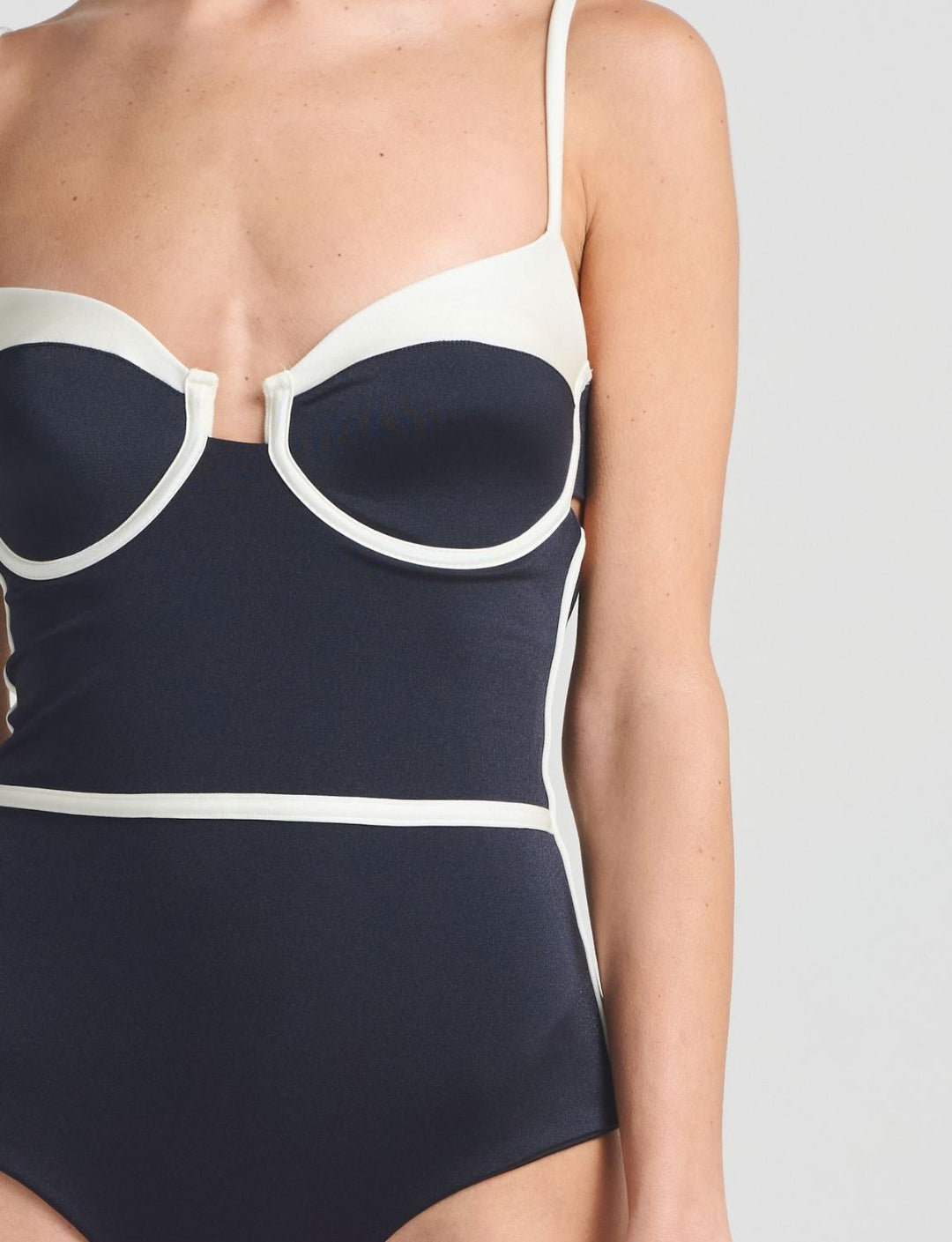 KAIRE BLACK ONE PIECE