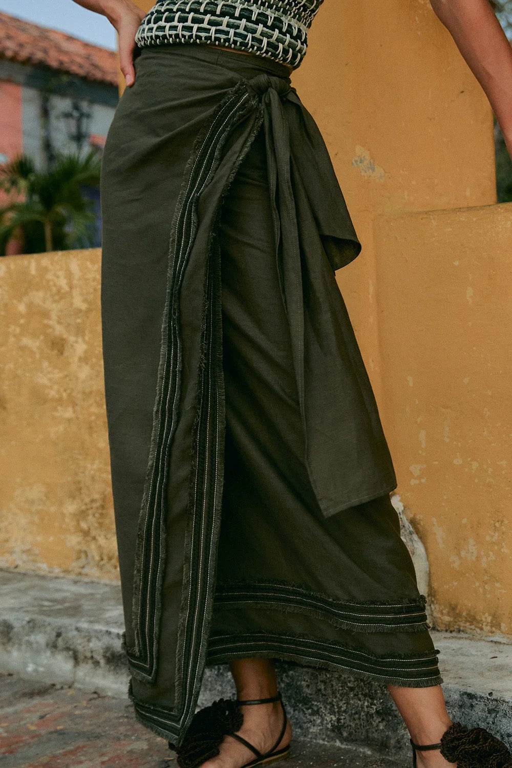 MANTRA & AMBAR OLIVE GREEN SET