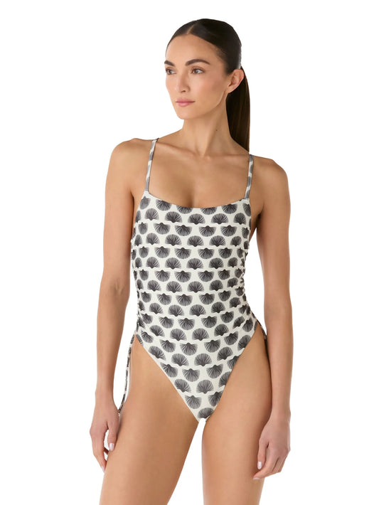 ISLA TIKA ONE PIECE