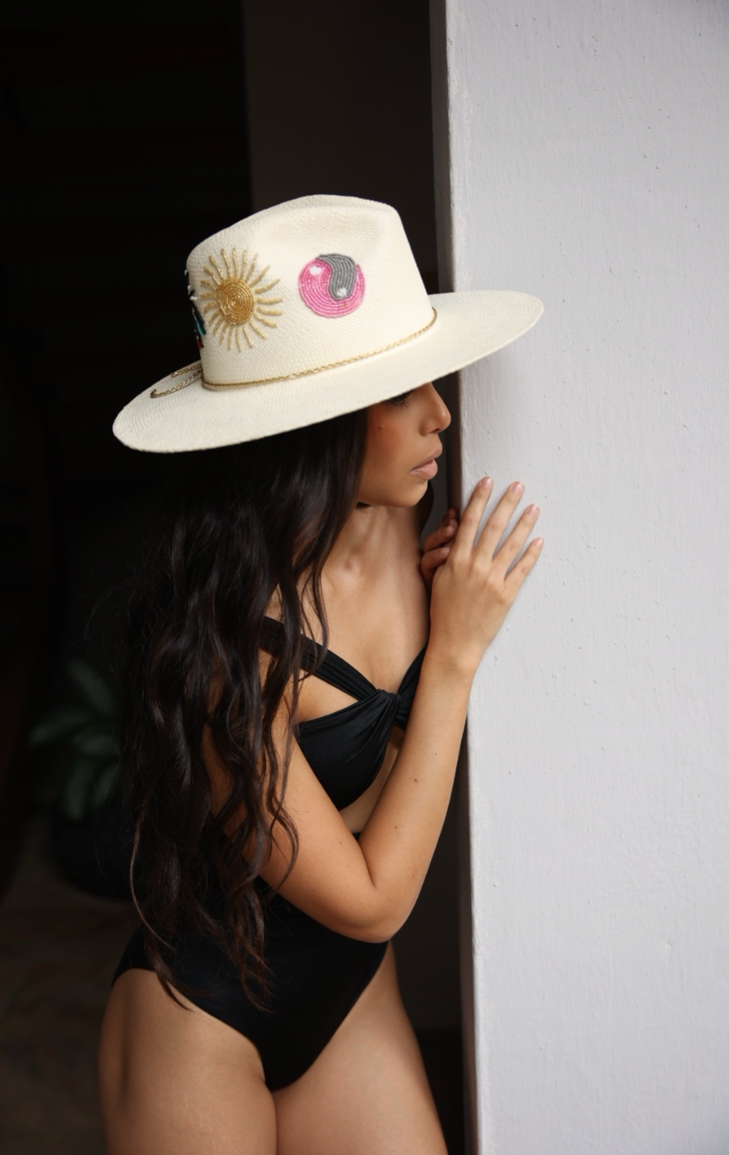 VITTA HAT