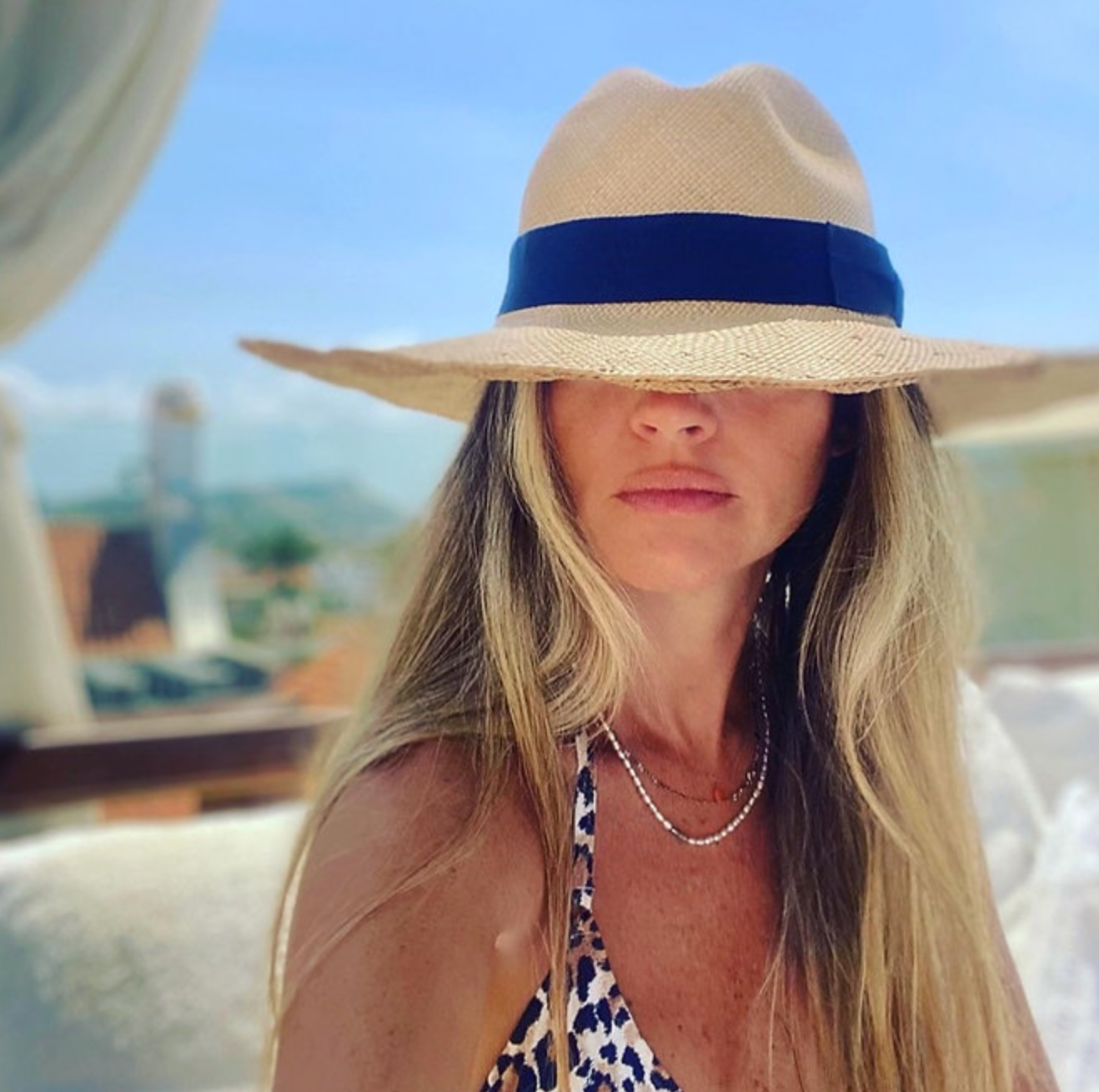 NATURAL FLOWER HAT