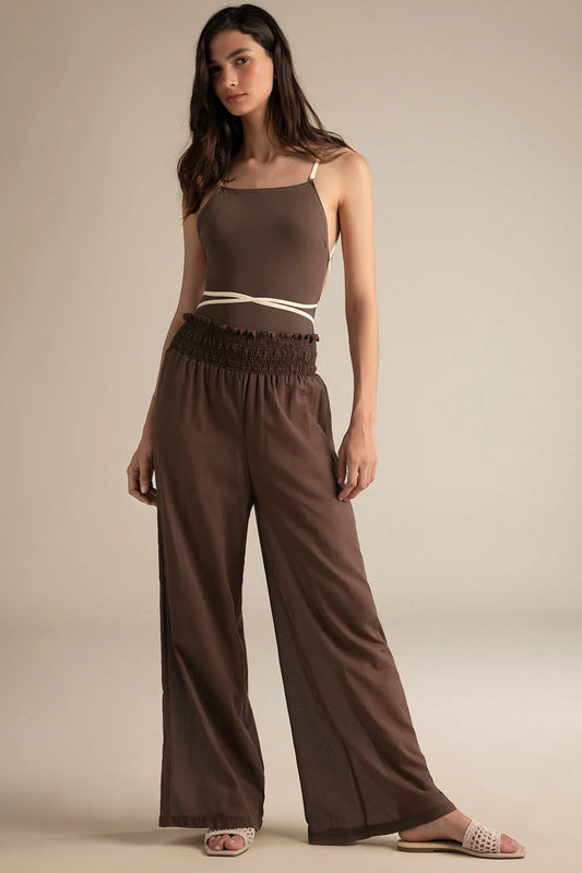 BASIC BROWN PANTS
