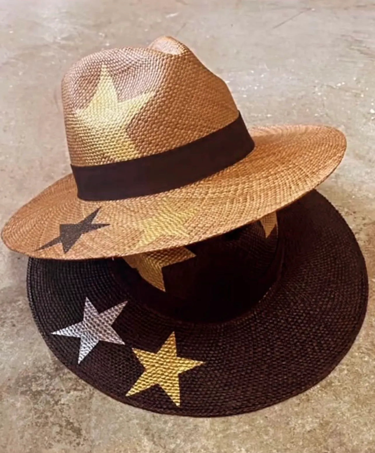 BLACK WITH GOLD STARS HAT