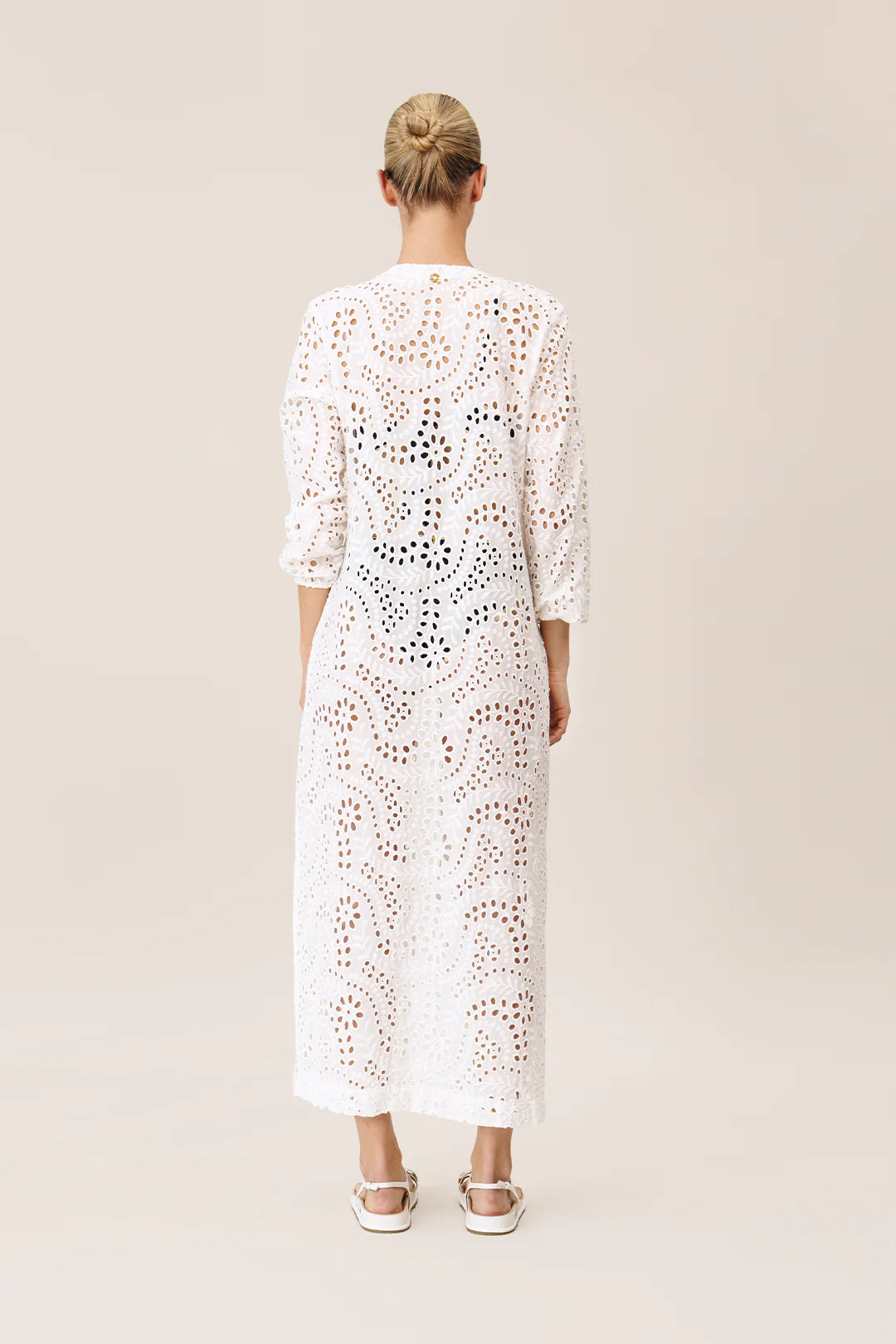 WHITE LONG KIMONO